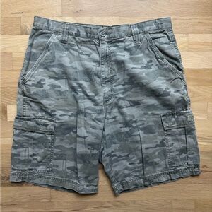 Wrangler mixed camo cargo shorts
